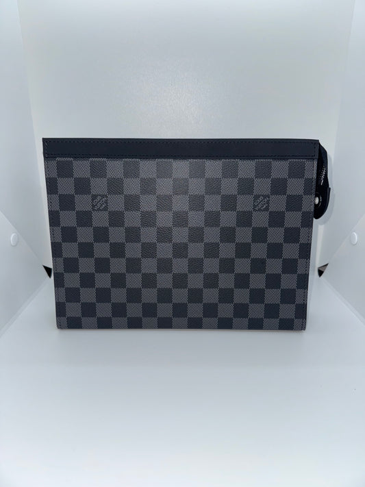 LV pouch Pochette Voyage MM