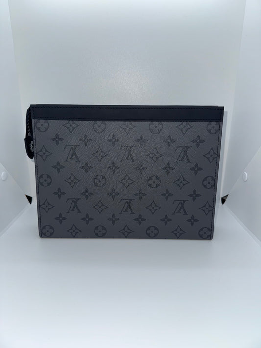 Pochette Voyage MM LV pouch